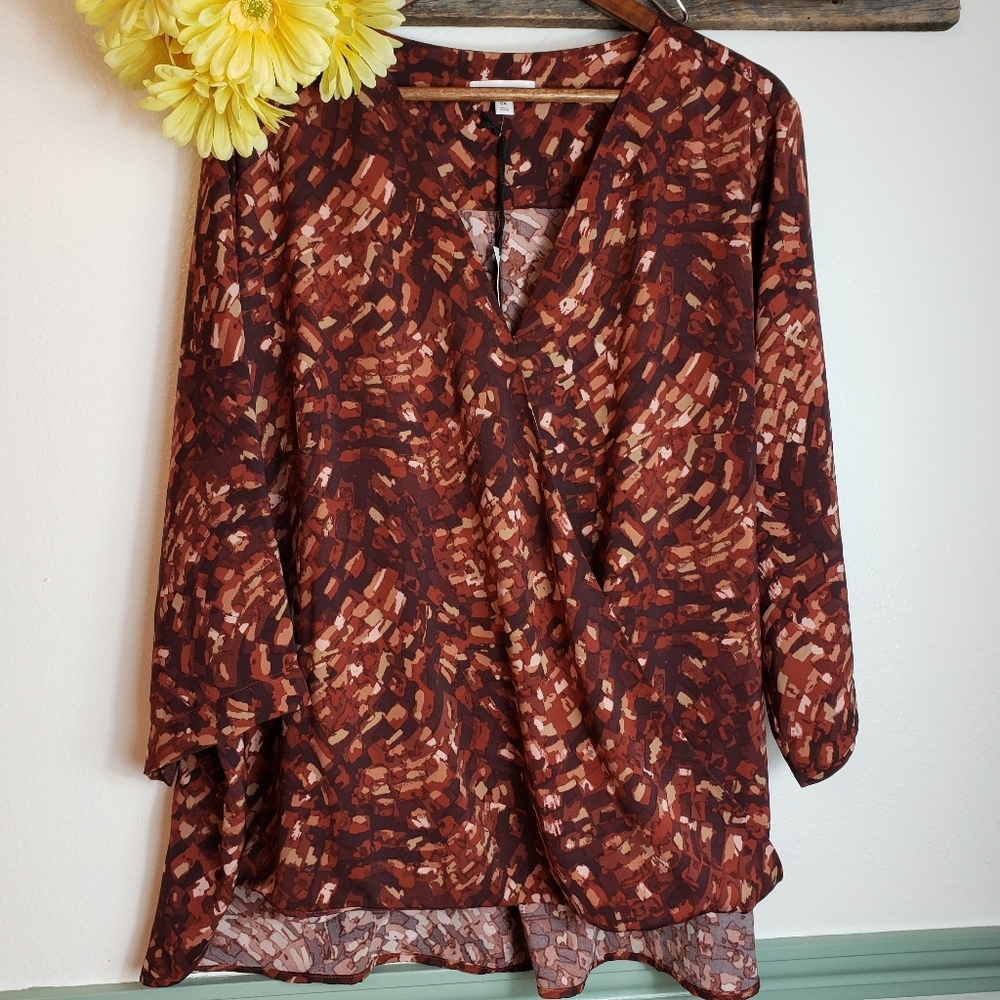 Gorgeous Red Brick Pattern, Blouse Sz 2x